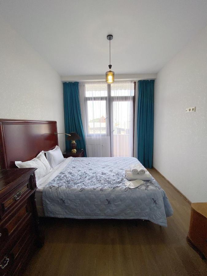 Tbilisi Central Hotel Esterno foto