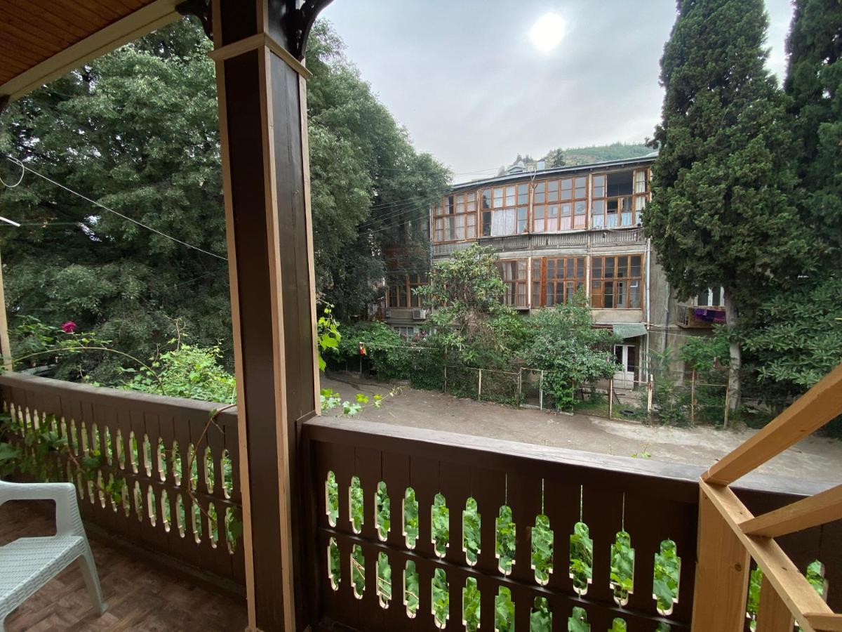 Tbilisi Central Hotel Esterno foto